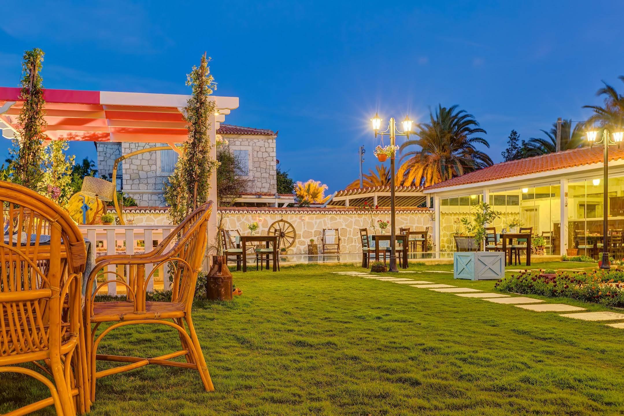 Bellapietra Hotel Alaçatı Exterior photo